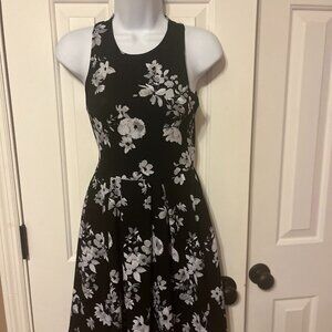 SO sleeveless dress size small